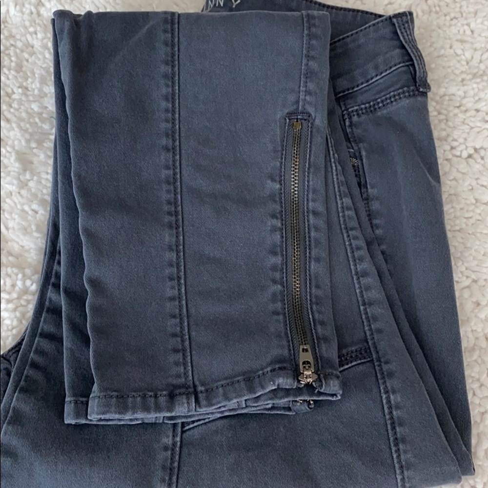 WHBM Jeans - Picture 3 of 4